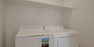 Beautiful 4 Bedroom in Aloravita Community Gallery 25