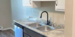 Royal Oaks Apts. Gallery 25