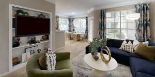 Village on the Parkway Apartments Gallery 2