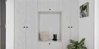 Mily on Green Gallery 18