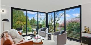 Spacious 4BR House in West Seattle Gallery 1