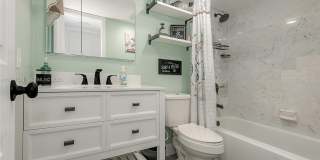 9811 N Hollybrook Lake Dr Gallery 21