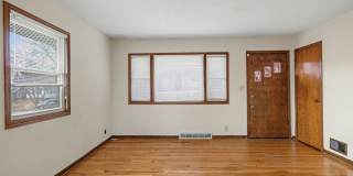 Centrally Located Property Gallery 9