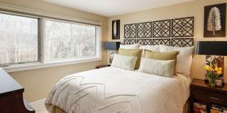 4000 Brush Creek Road Gallery 9