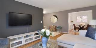 140 N Broadway Gallery 7