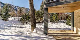 100 Park Avenue Gallery 27