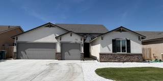 Beautiful Home for rent in Tulare! Gallery 1