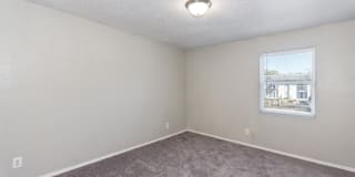 Ravenwood Apartments Gallery 14