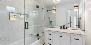 Designer Mid-City/Fairfax House + Studio | Dog Run & Private Orchard | 3-Car Parking Gallery 18