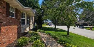 3 Bedroom | 2 Bathroom | 2 Car Garage | Fenced backyard | Nixa MO! | Nixa Schools! Gallery 8