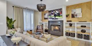 Gorgeous FULLY FURNISHED Home Just Off Charlotte Ave. Gallery 11