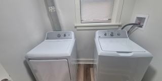 5635-5645 Hobart St. Gallery 33