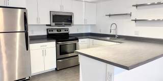 Moderne at 1st Gallery 10