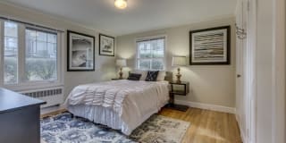 Shorewood Gallery 43