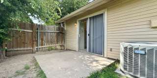 Viewable Now!  Small Dogs Accepted! Gallery 25