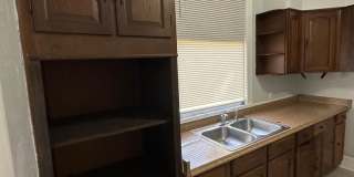 Fully renovated Single Family 2/1  available for immediate rent! Gallery 17