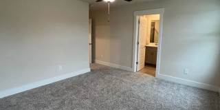 Desirable 3/2.5 Townhome Available Now! Gallery 20