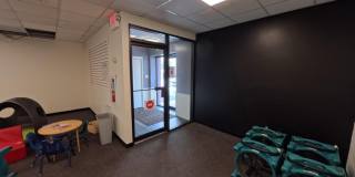 1515 MOUNT HOPE Avenue Gallery 22