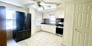 128 Franklin Street Gallery 4