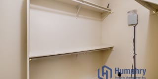 Beautiful home in Columbia Village Gallery 24