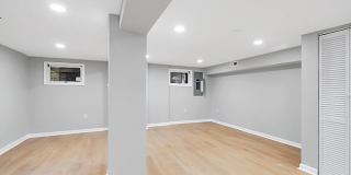 727 OTIS Place NW Gallery 14