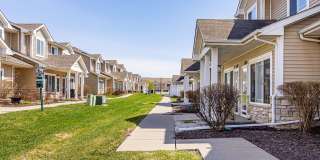 CHARMING TOWNHOME!! 2 Bedroom, 3 Bathroom Townhome in Ankeny! Gallery 4