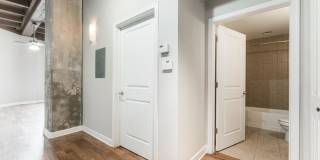 4131 W Belmont Ave Gallery 8