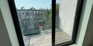 56 Vernon Avenue Gallery 9