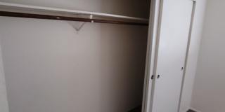 #410 OAK MANOR Gallery 7