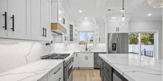 211 Rockwell Ave Gallery 1