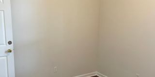 Lease Starts June 1. No rent until July!! Gallery 10