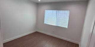 205 1/2 W. Colden Ave Gallery 7