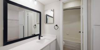 Pacifica Apartment Homes Gallery 9