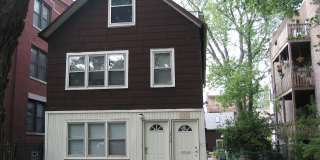 1310 W Argyle St Gallery 11