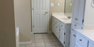 131 LIVE OAKS Drive Gallery 9