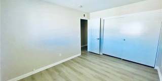 8 Davis Gallery 1