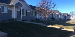 Updated!! 4 bedroom, 3 bath townhouse for Rent Gallery 1