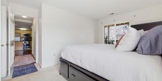 10208-C ASHBROOKE Court Gallery 35