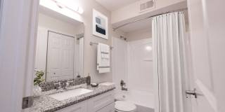 Monon Living Gallery 29