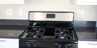 946 E 5th Street Gallery 3