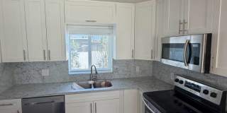 2815 Van Buren St Gallery 1