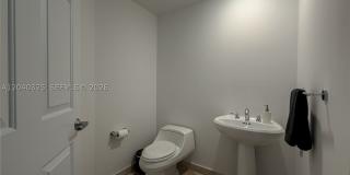 1819 SE 17TH STREET Gallery 8