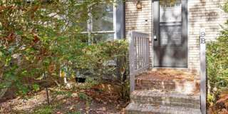 Live Where Nature Meets Convenience  3BR Townhome in Woodcroft Gallery 1