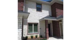 Spacious 2 Bed/2.5 Bath Condo in Gateway Villas! Gallery 1