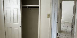 519 Warren St Gallery 12