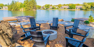 113 Harbor Point Gallery 15