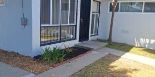 Beautifully Renovated 3-Bedroom, 1-Bath Duplex in Clairemont Beautifully Renovated 3-Bedroom, 1-Bath Duplex in Clairemont Gallery 1