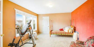 Spacious Amazing 6 bed in Fairwood! Gallery 31