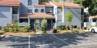 Lovely Condo for rent Gallery 1