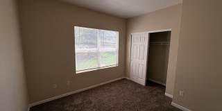 Updated 2 Bed, 2 Bath Main Floor Condo with Garage Updated 2 Bed, 2 Bath Main Floor Condo with Garage Gallery 15